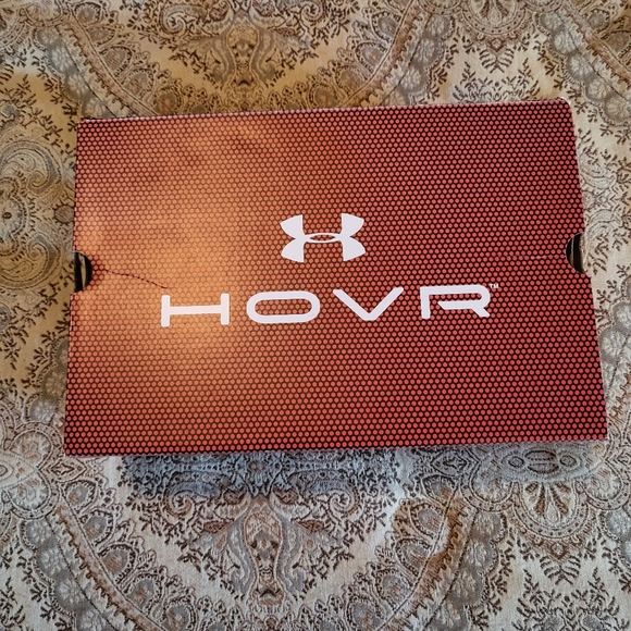 Shoes - Picture 5 of 6